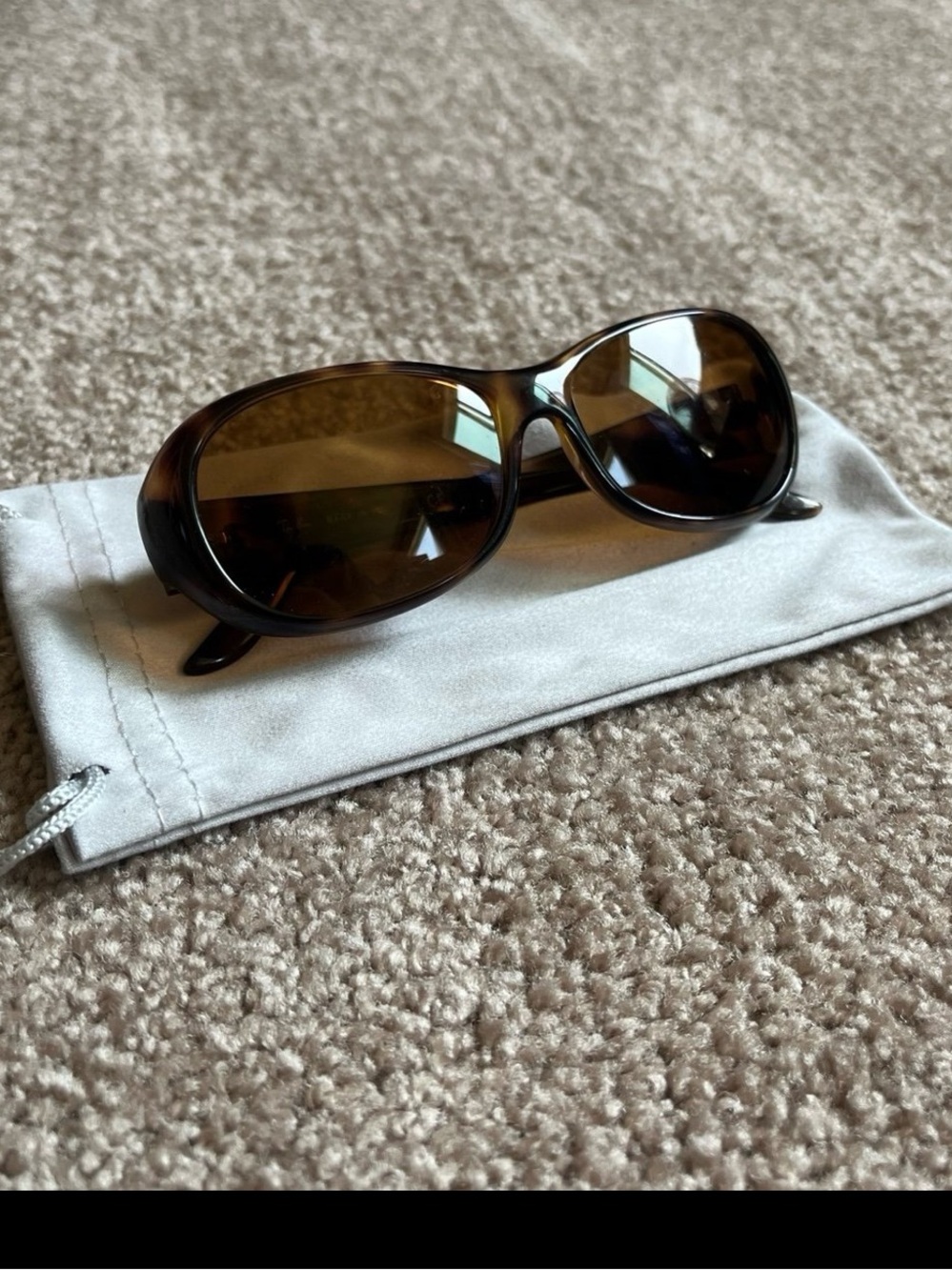 VTG 00’s / Y2K Ray-Ban Tortoise Shell Sunglasses